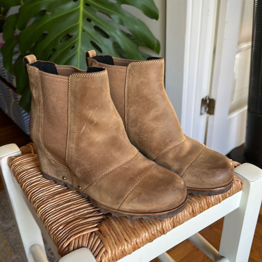 Sorel NL2334-286 Wedge II Elk Brown Leather Bootie